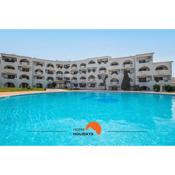 #081 Valemangude Flat with Pool by Home Holidays