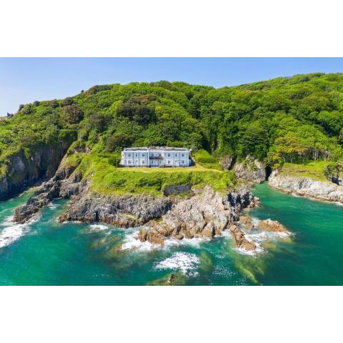 1 The Old Signal House, Penlee Point