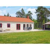 10 person holiday home in KATTHAMMARSVIK