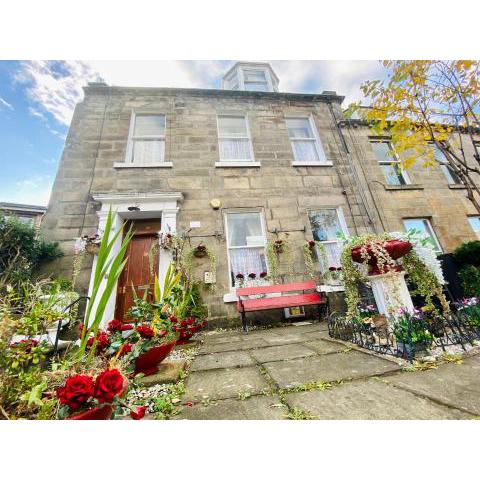 16 Pilrig Guest House