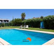 #186 Vilas Guerreiro 1 with Pool by Home Holidays