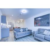 2 bed 2 bath Modern Apartment in East Acton