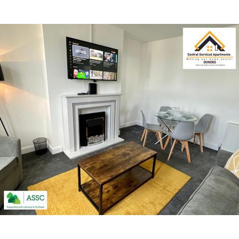 2 Bedroom Apartment by Central Serviced Apartments - Perfect for Short&Long Term Stays - Family Neighbourhood - Wi-Fi - FREE Street Parking - Sleeps 4 - 1 x King 2 x Singles - Heating 24-7 - Modern - Weekly-Monthly Booking Offers