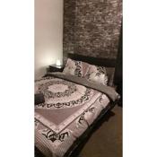 2 bedroom house, Tunstall, Stoke-on-Trent.