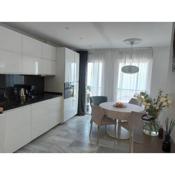 2 BR Beachfront apartment in Estepona, Malaga.