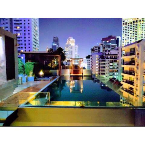 2 King beds,Free Wi-Fi,Netflix, BTS Asok, Sukhumvit