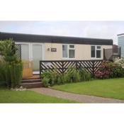 20F Medmerry Park 2 Bedroom Chalet Near the Coast