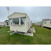 3-Bed Caravan in Walton on the Naze