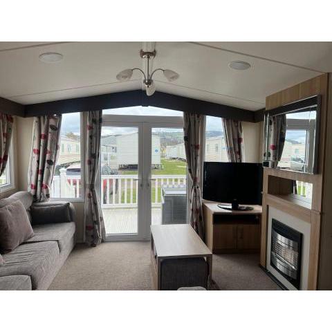 3 Bed Platinum Caravan PRESTHAVEN SANDS