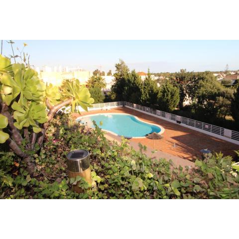 3 Bedroom Penthouse Apartment with Roof Solarium Communal Pool and Gardens