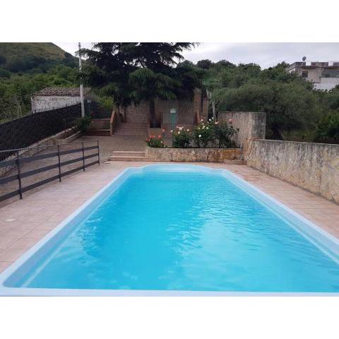 3 bedrooms villa with private pool and wifi at Caccamo 9 km away from the beach