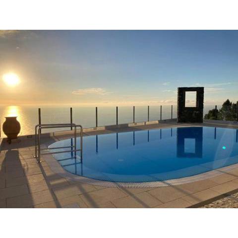 3 bedrooms villa with sea view private pool and enclosed garden at Faja da Ovelha 4 km away from the beach