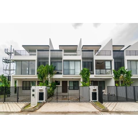 3BDR Townhouse In Laguna Park #119