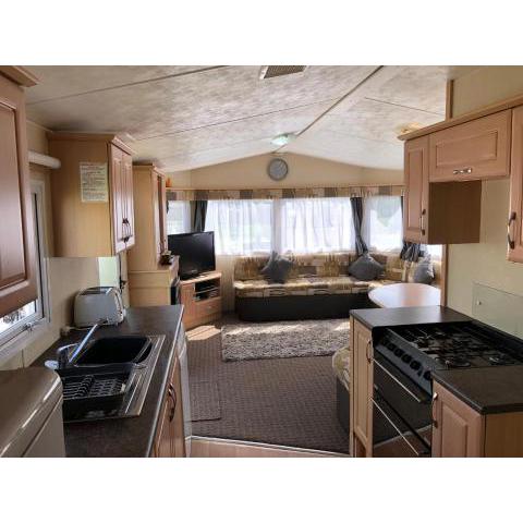 4 bedroom 10 berth caravans with Hot Tub ,Mountain Bikes Tattershall Lakes