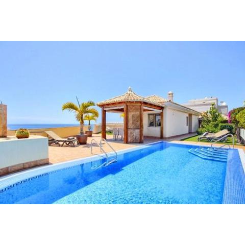 4 bedrooms chalet with sea view private pool and enclosed garden at Santiago del Teide 1 km away from the beach