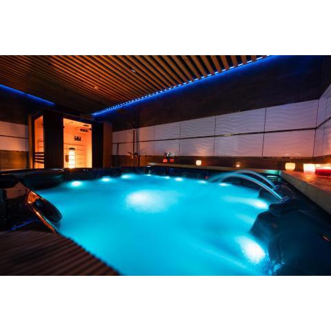 4K Jacuzzi Apartament