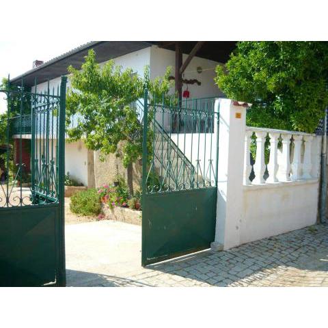 5 bedrooms house with furnished terrace and wifi at Braganca 2 km away from the beach