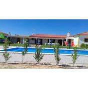 5 bedrooms villa with private pool furnished garden and wifi at Grandola