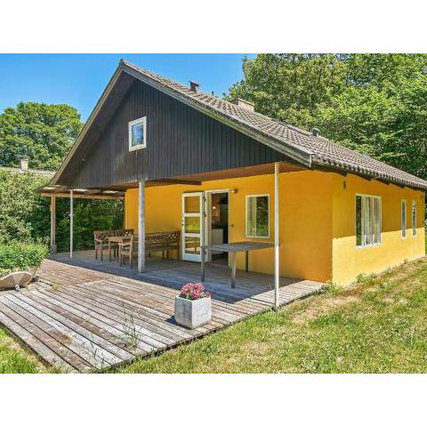 6 person holiday home in Aakirkeby