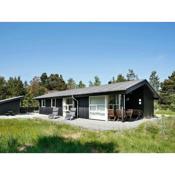 6 person holiday home in Strandby