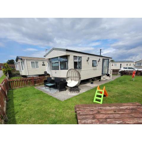 72 Holiday Resort Unity Centrally Located - Brean - Resort Passes Included - Pet Friendly