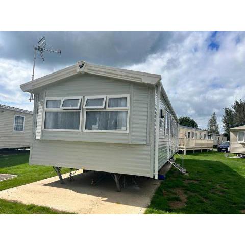 8 Berth Caravan in St Osyth