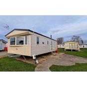 8 berth caravan with WiFi at Seawick Holiday Park ref 27025R