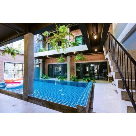 9BR Neverland Loft Pool Villa