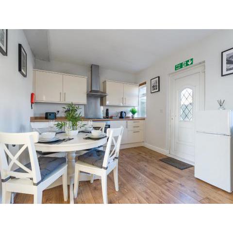 Allan House - 2 Bedroom Newbiggin by the Sea