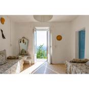 ALTIDO Delightful 2BR Apt with Dream Garden in Ponzone