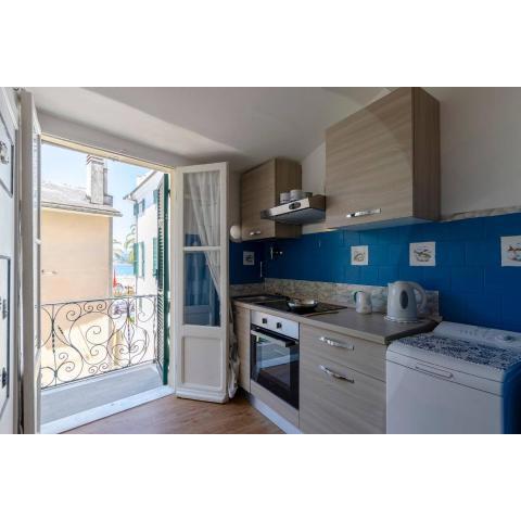 ALTIDO Flat for 4, close to 2 Beaches, Sestri Levante