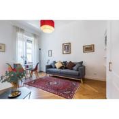ALTIDO Lovely Flat for 2 on Quiet Street near Centre