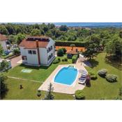 Amazing home in Viskovo with 6 Bedrooms, WiFi and Outdoor swimming pool