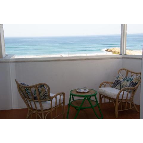 Amazing Panoramic Beach View in Caparica (T1)