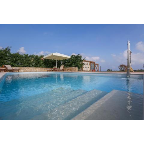 Ameadros Resort