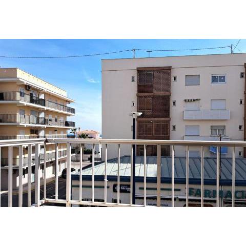 Amplio piso con terraza a 50 m de playa Miramar