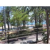 Apartamento BENIDORM primera linea playa