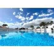 Apartamento con piscina, FreeWifi, barbacoa, cerca playa Tenerife Sur