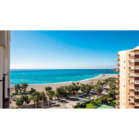 APARTAMENTO EN LA PLAYA CON VISTAS DE ENSUEÑO