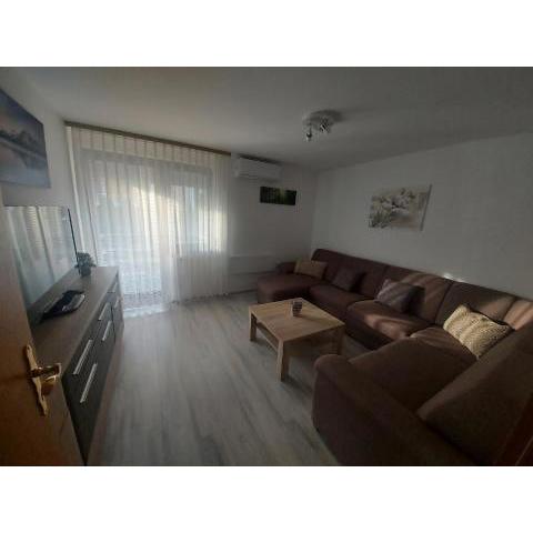 Apartma TIA