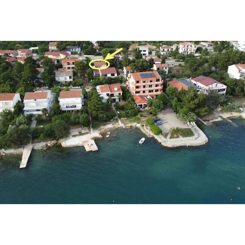 Apartmani Lana, 40 metara do mora, Seline (4+1)