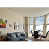 Apartment 1, The Landings - beachfront & fantastic sea views - Ocholo Villas
