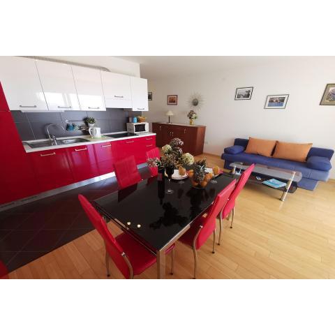 Apartment 2 Biba 41