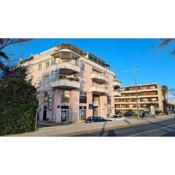 Apartment Duje Trogir-centre-free parking-sea view