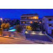 Apartments and rooms with a swimming pool Novalja, Pag - 9334