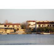 Apartments and rooms with parking space Nin, Zadar - 5805