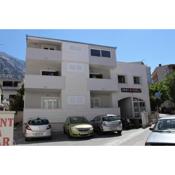 Apartments by the sea Baska Voda, Makarska - 6848