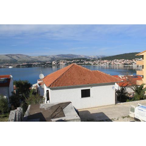 Apartments by the sea Okrug Gornji, Ciovo - 8663