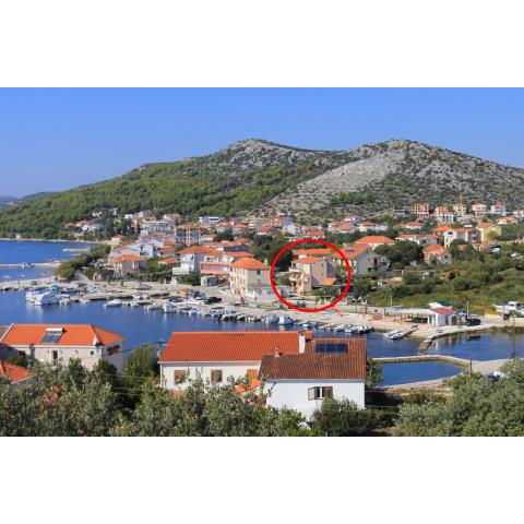 Apartments by the sea Seget Vranjica, Trogir - 17989