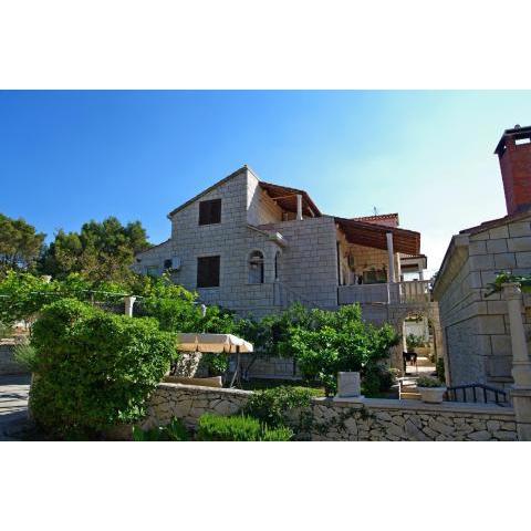 Apartments by the sea Sumartin, Brac - 12036